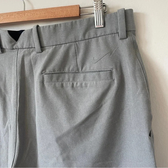 Nike Heathered Gray DriFit Performance Golf Shorts 42W - Picture 5 of 9